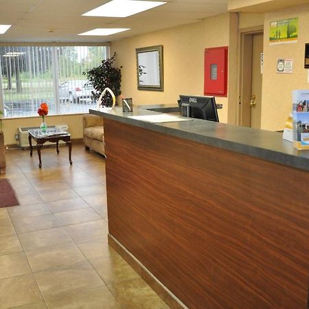 Airport Inn Flint Ngoại thất bức ảnh